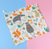 JESMARY – Xưởng May Khăn Sữa Em Bé Chuyên Nghiệp, Giá Sỉ Cạnh Tranh